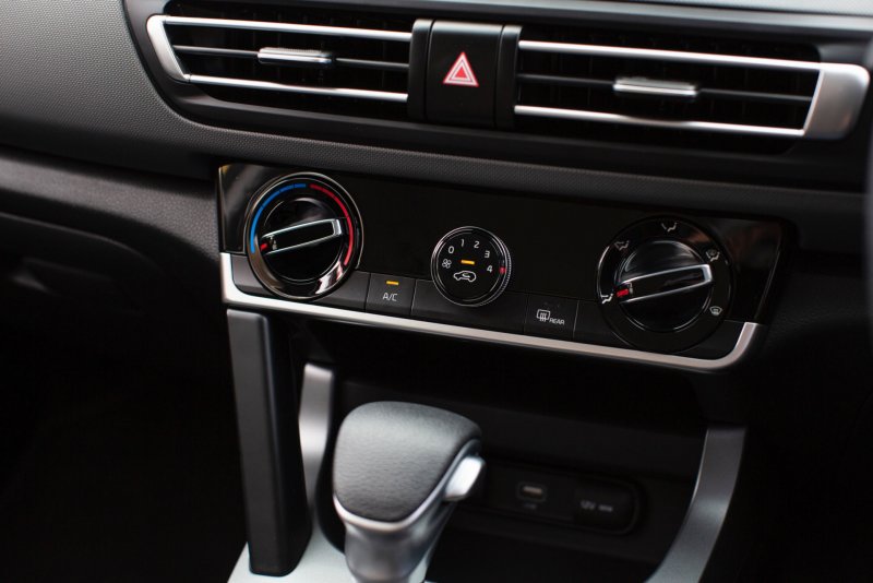 Kia Seltos комплектация Classic