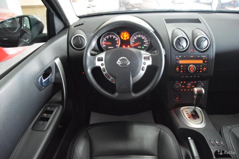 Nissan Qashqai 2009 салон