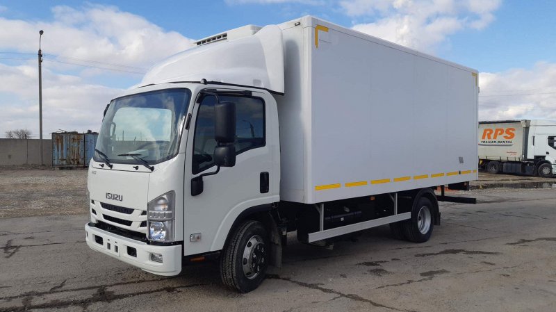 Isuzu nqr90