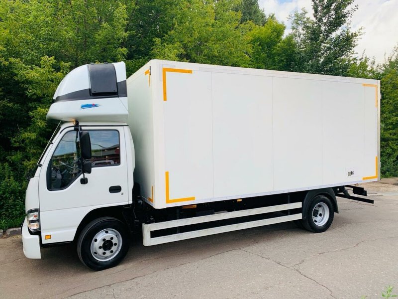 Isuzu nqr75