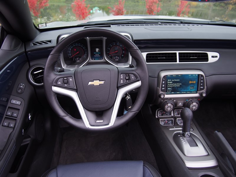 Chevrolet Camaro 2015 салон