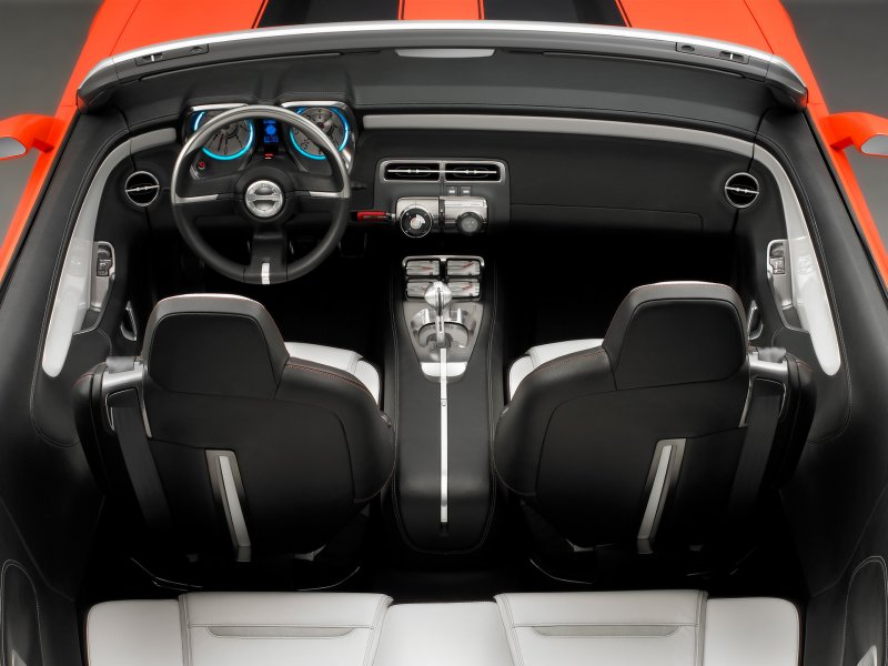 Chevrolet Camaro 2011 салон