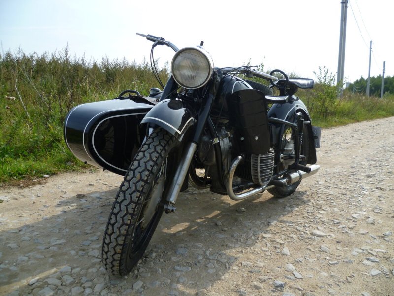 Мото Днепр 750