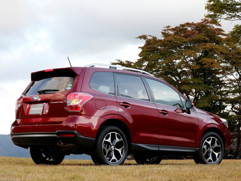 Subaru Forester 2016 год