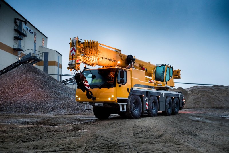 Liebherr LTM 1090/2