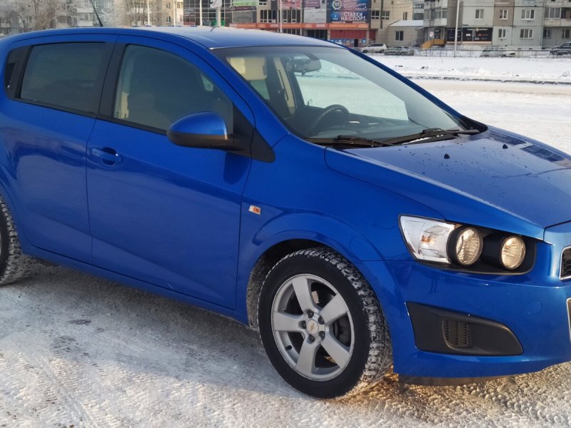 Chevrolet Aveo 2012 синий