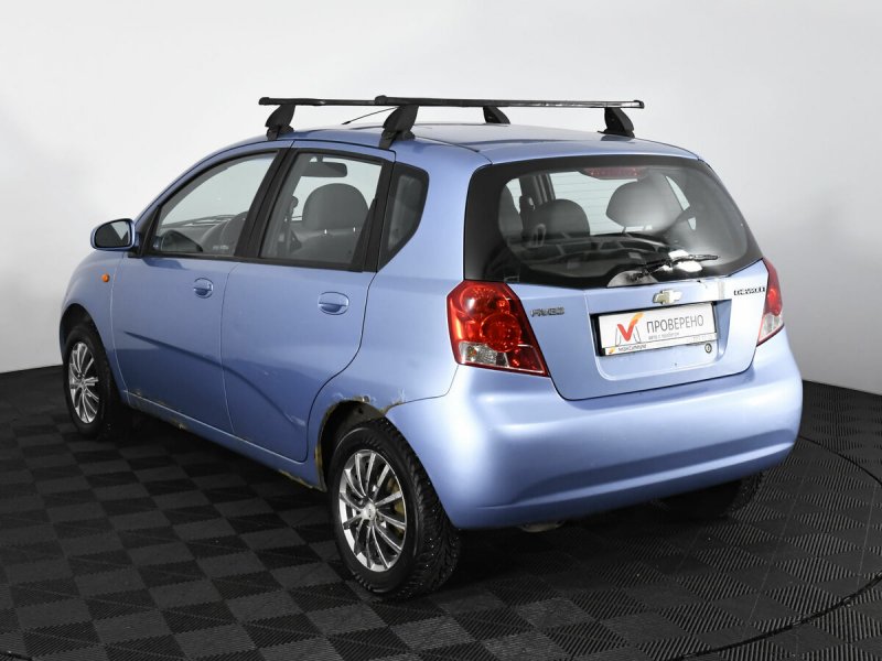 Chevrolet Aveo t300 хэтчбек