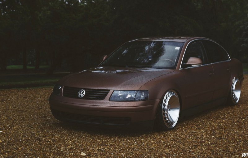 Volkswagen Passat b5 stance