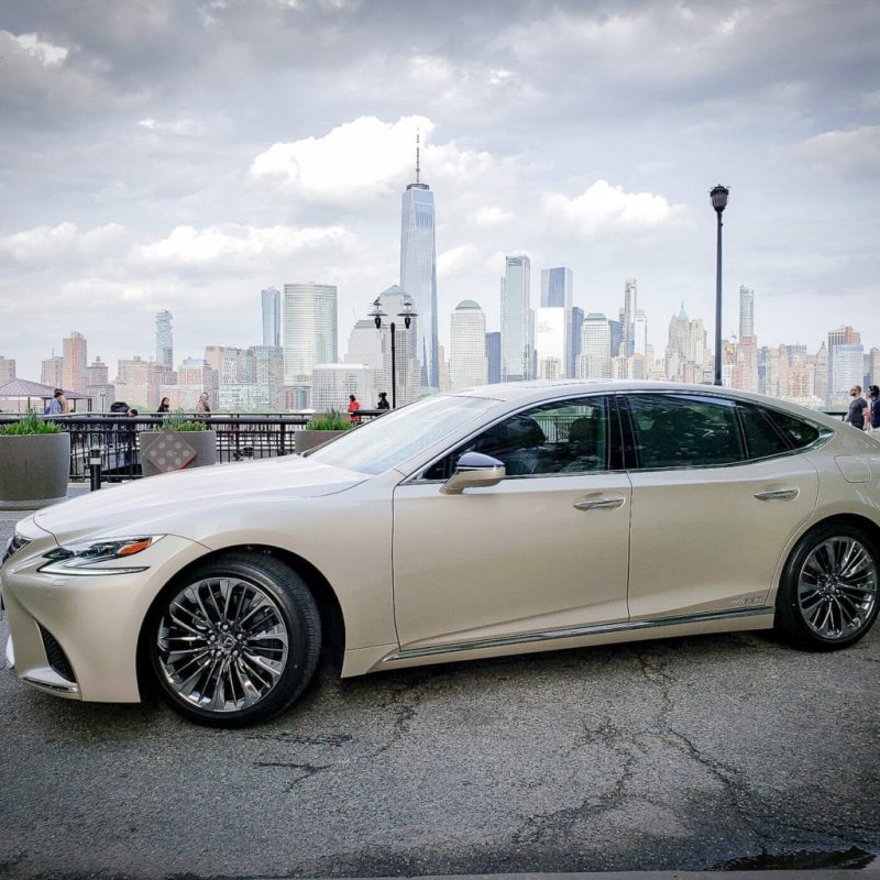 Lexus 360