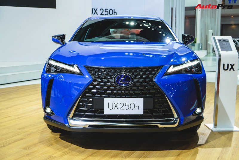 Lexus rx450h белый