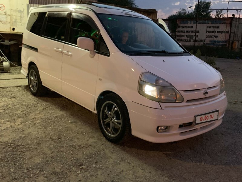 Nissan Serena pc24