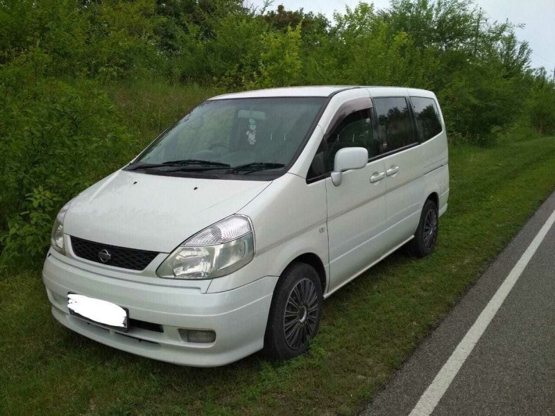 Nissan Serena c24 кемпер