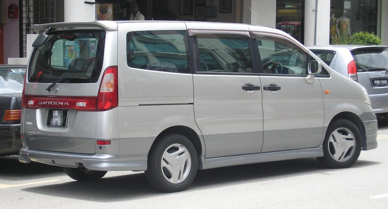 Nissan Serena c24