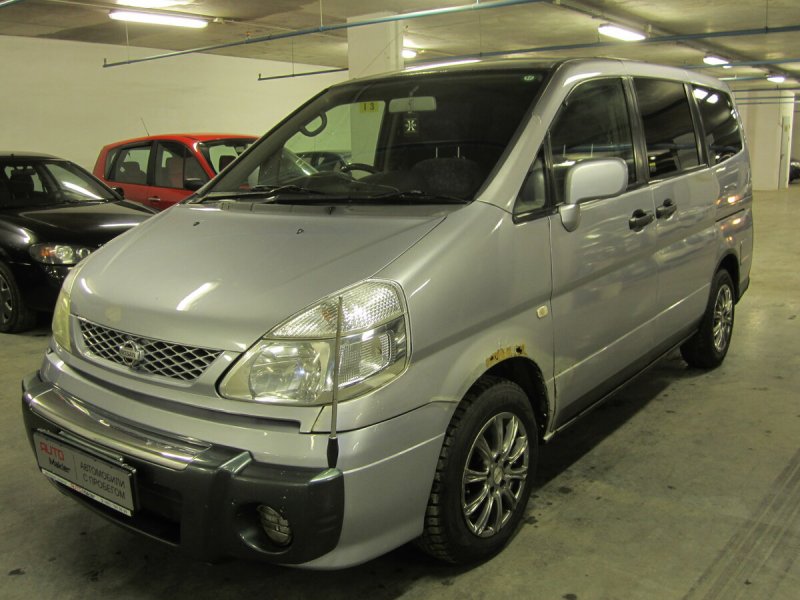 Nissan Serena 1999