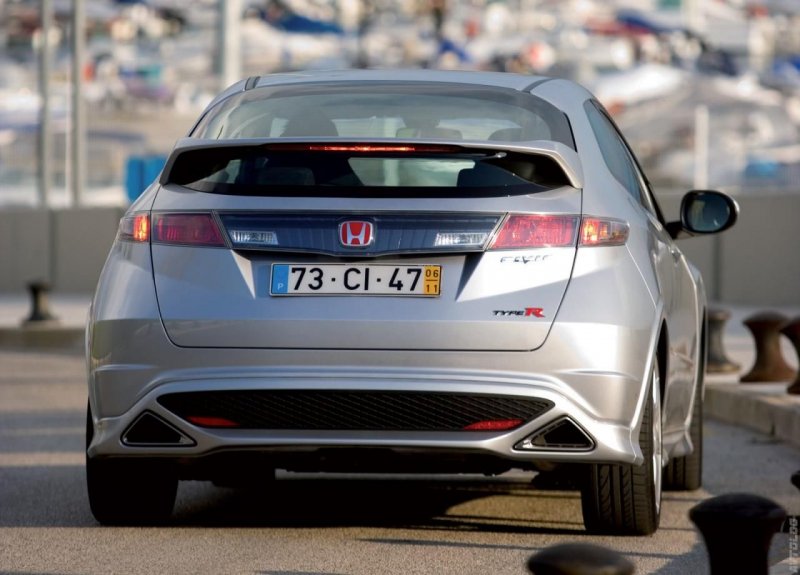 Honda Civic Type r сзади