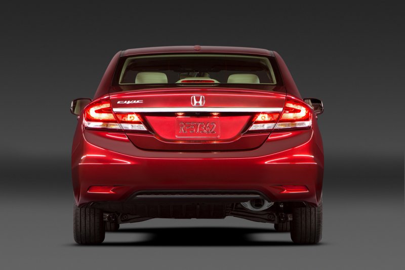 Honda Civic 9 сзади