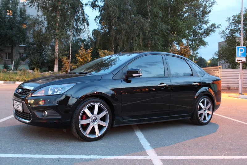 Ford Focus 2 sedan Black Tuning