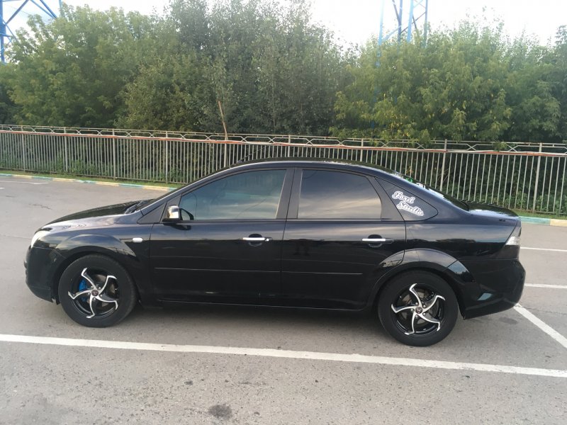 Ford Focus 2 sedan Black