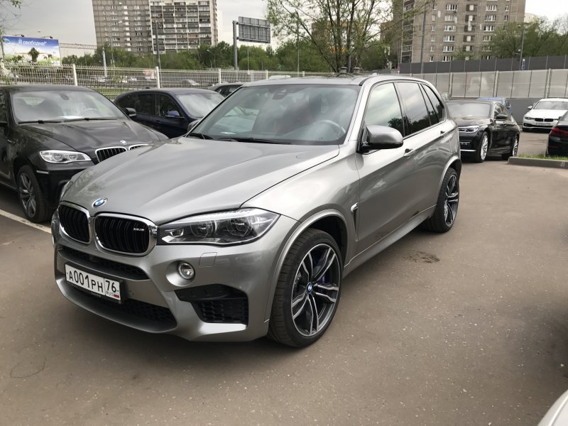 BMW x5 f15 m Grey
