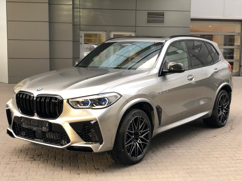 БМВ x5m 2020