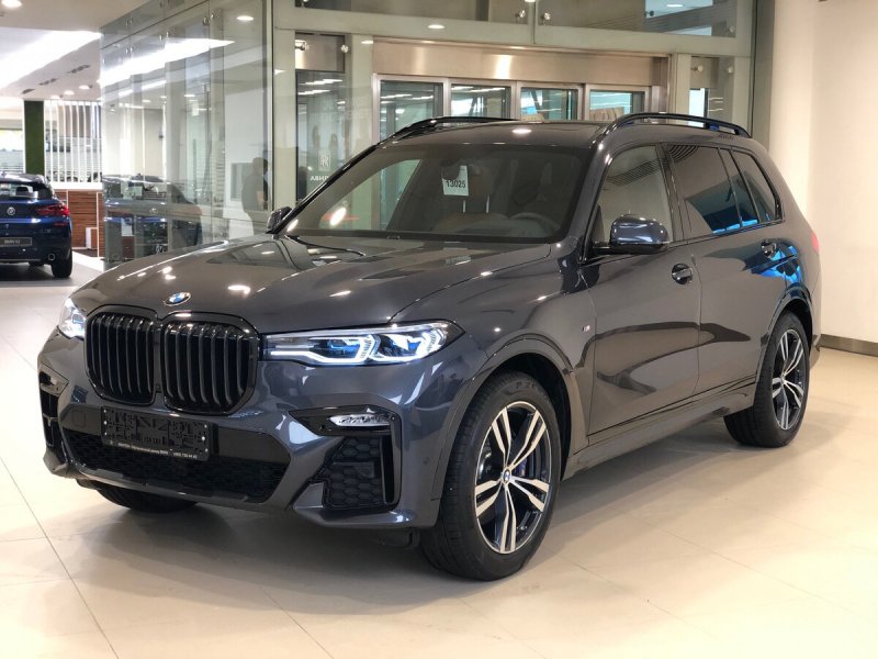 BMW x7 Grey