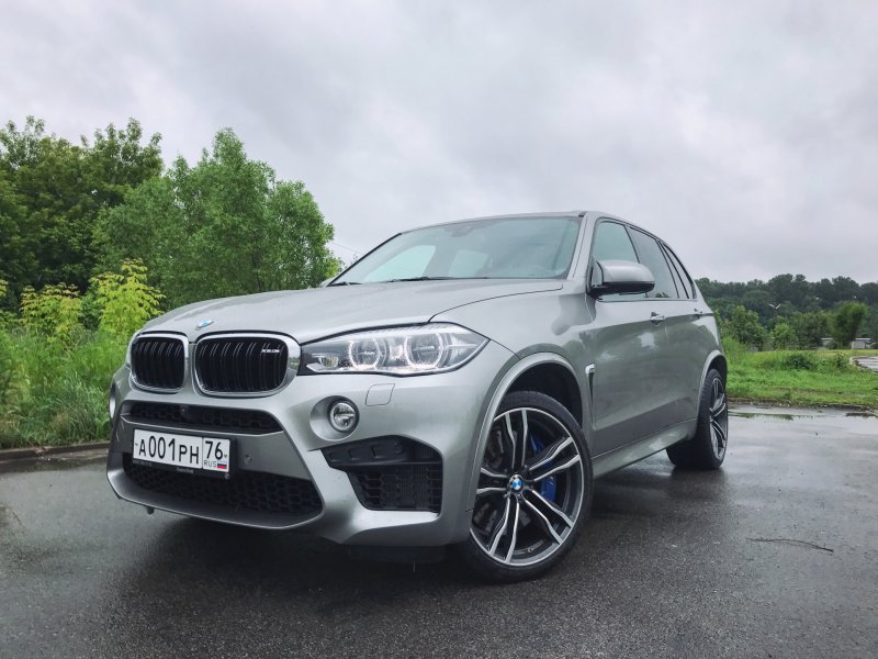 BMW x5m f85 серый