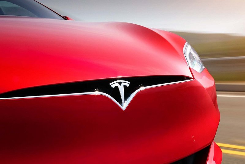Tesla logo 2020