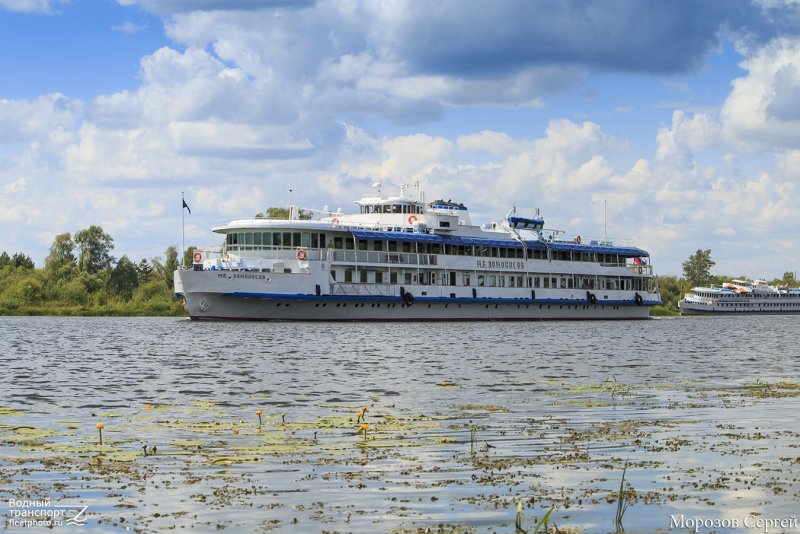 Баржа Рыбина