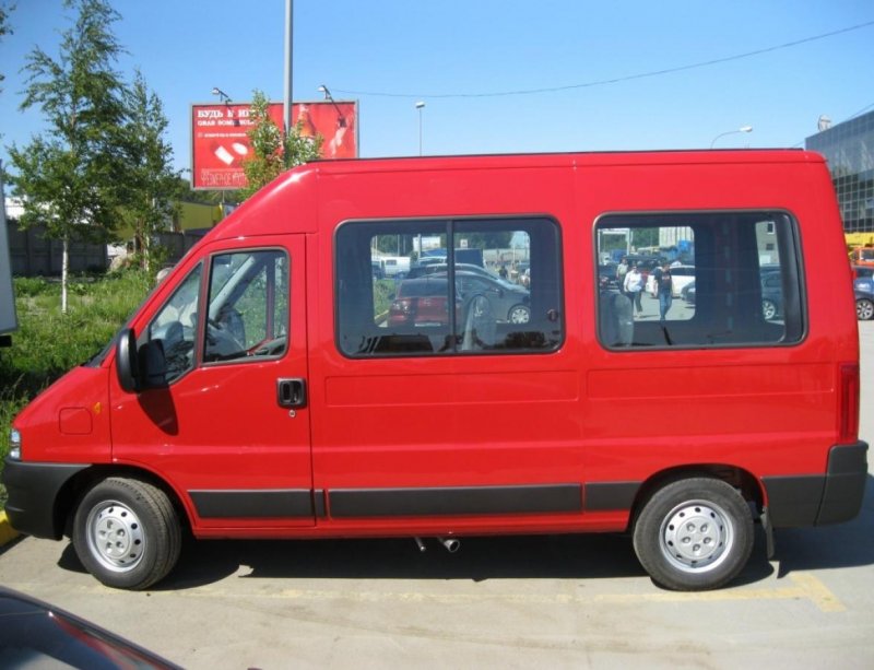 Fiat Ducato 2011 красный
