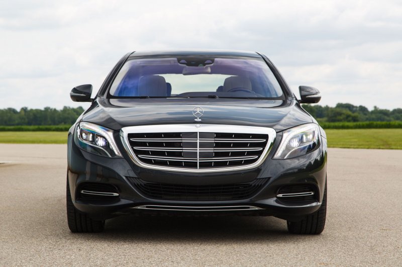 Мерседес Бенц s600