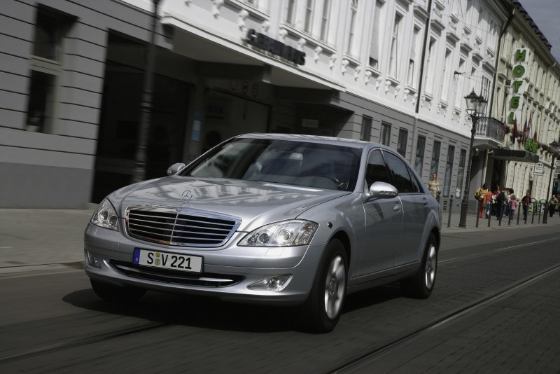 Mercedes-Benz s600 Guard