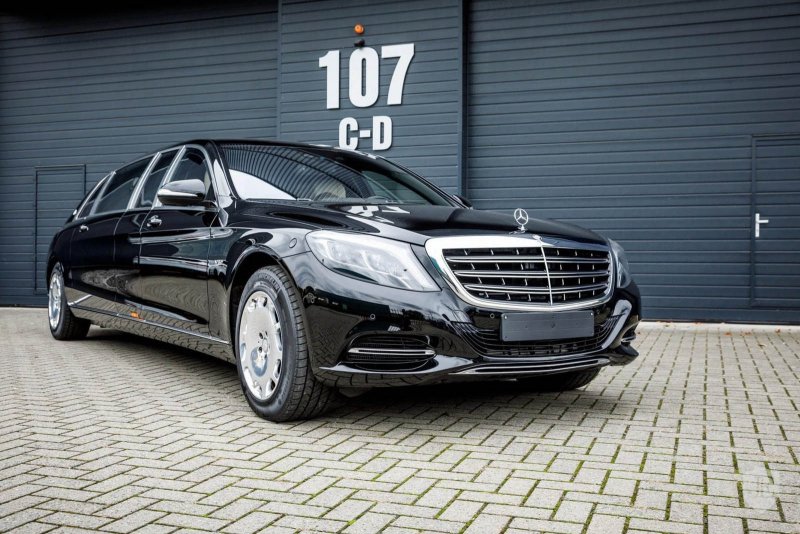 Мерседес Бенц s600