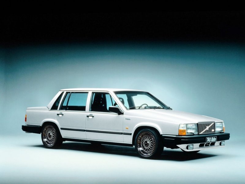 Volvo-760 GLE