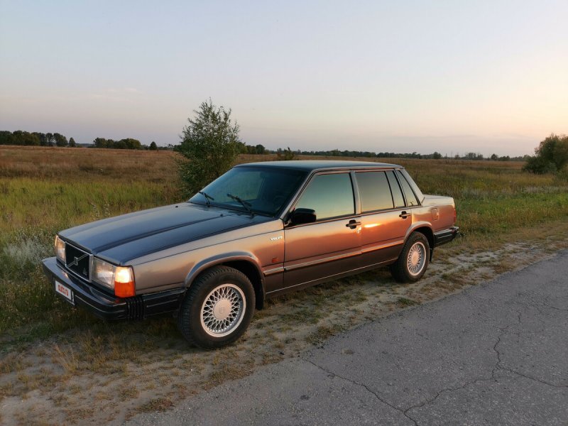 Volvo 740 SL