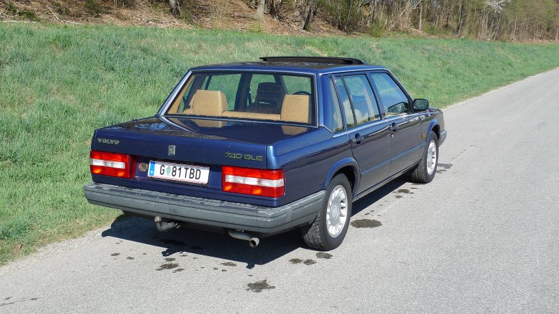 Вольво 740 1990