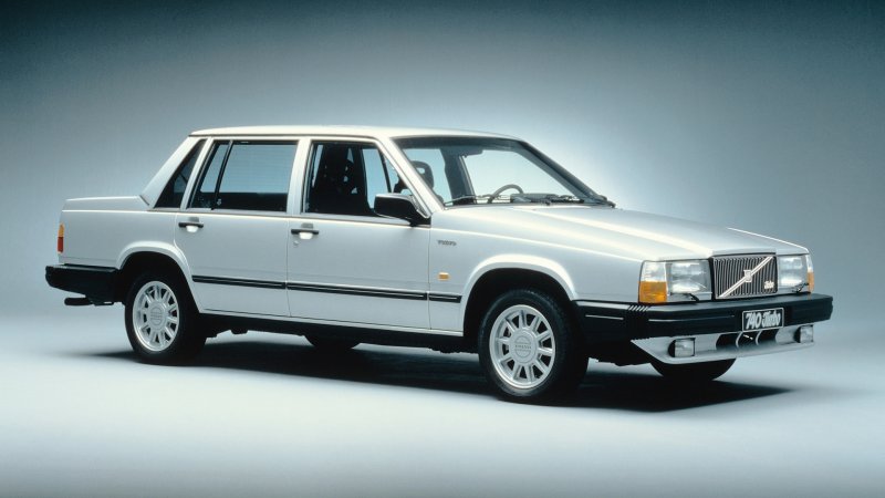 Volvo 740 вагон трековый