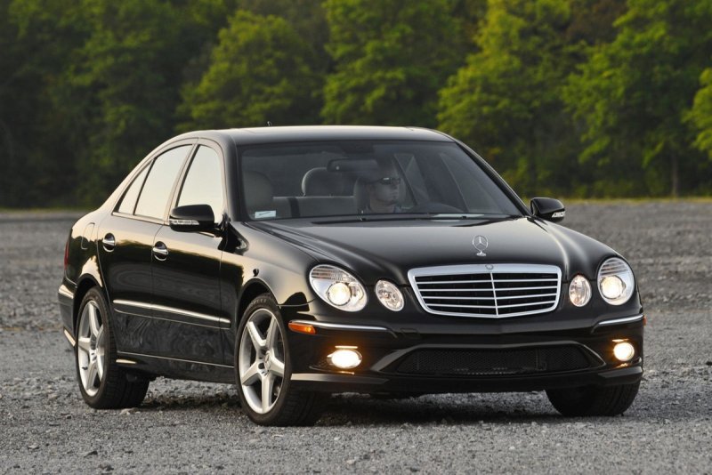Mercedes-Benz w211