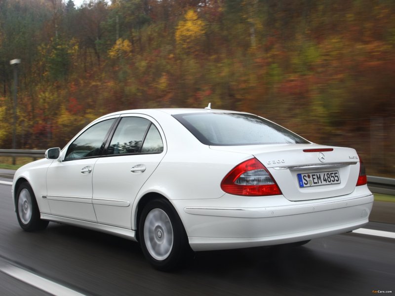 Мерседес w211 серебристый