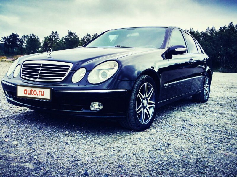 Мерседес Бенц w211 черный