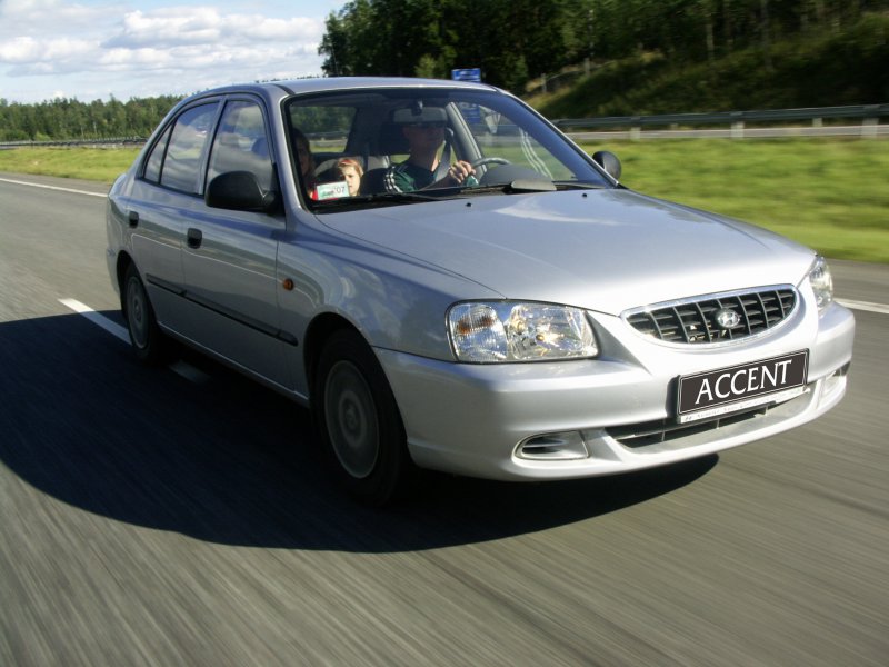 Hyundai Accent 2000