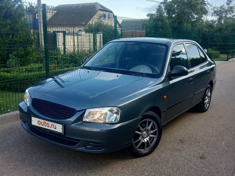 Hyundai Accent 2