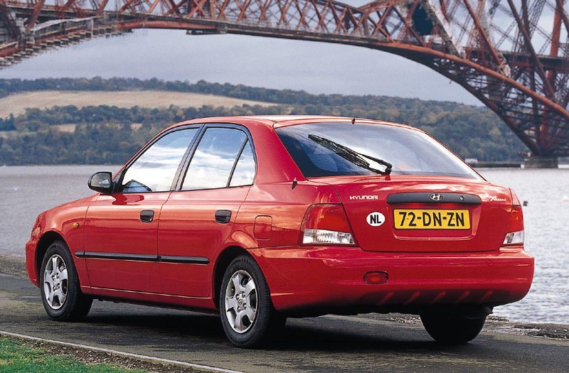Hyundai Accent 1