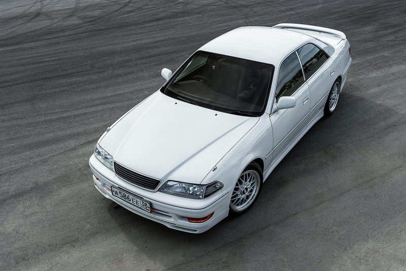 Toyota Mark 2 7