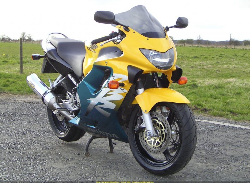Honda 600 f4i