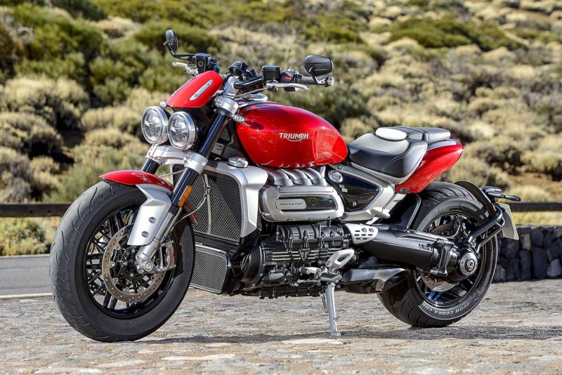 Мотоцикл Triumph Rocket 3