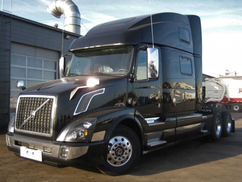 Volvo VNL 2018