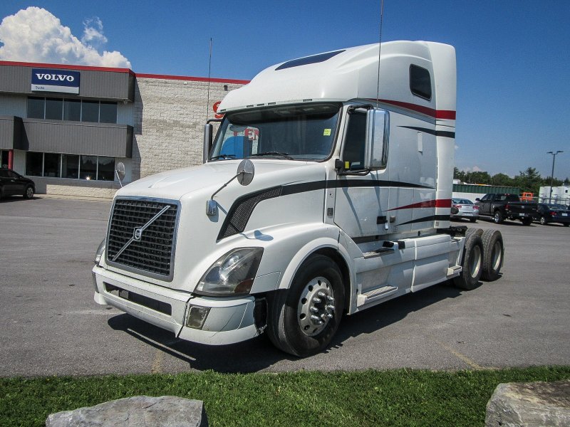 Volvo VNL 670