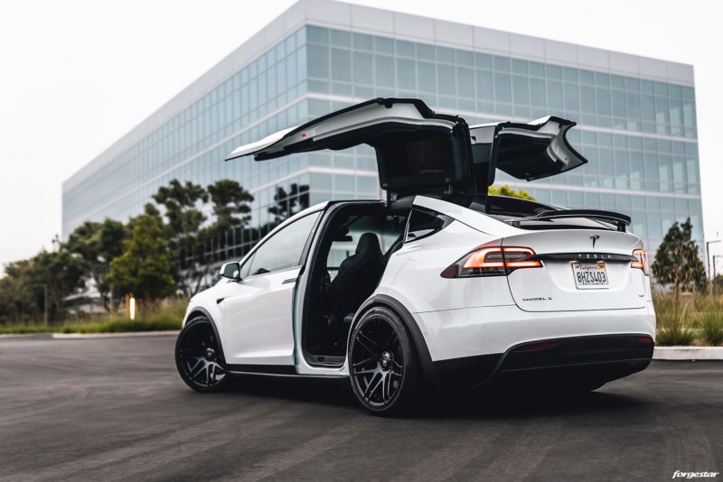 Tesla model x