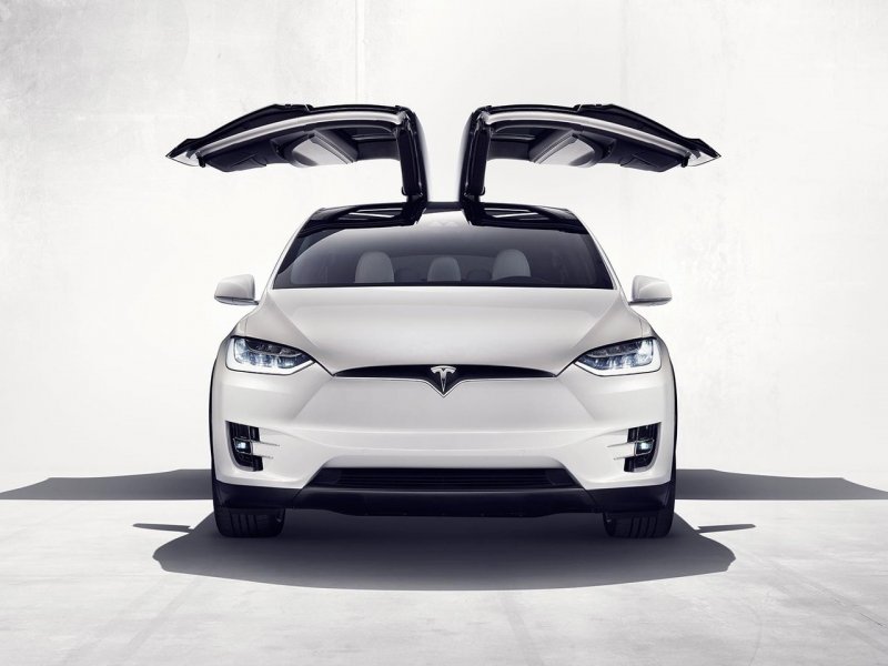 Tesla model x 2020