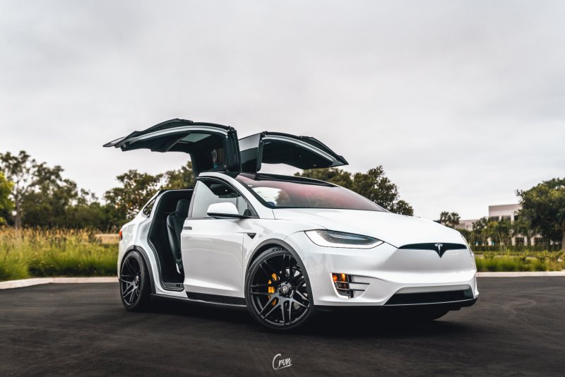 Тесла model x 2019